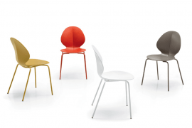 chaise design en acier et polypropylène coloré