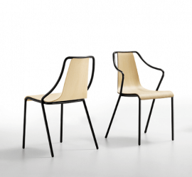chaise design en acier et assise en bois